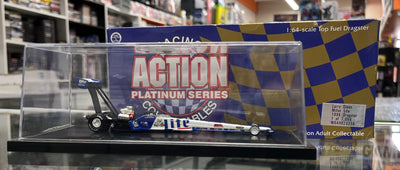 Racing action - Platinum Series collectables larry dixon