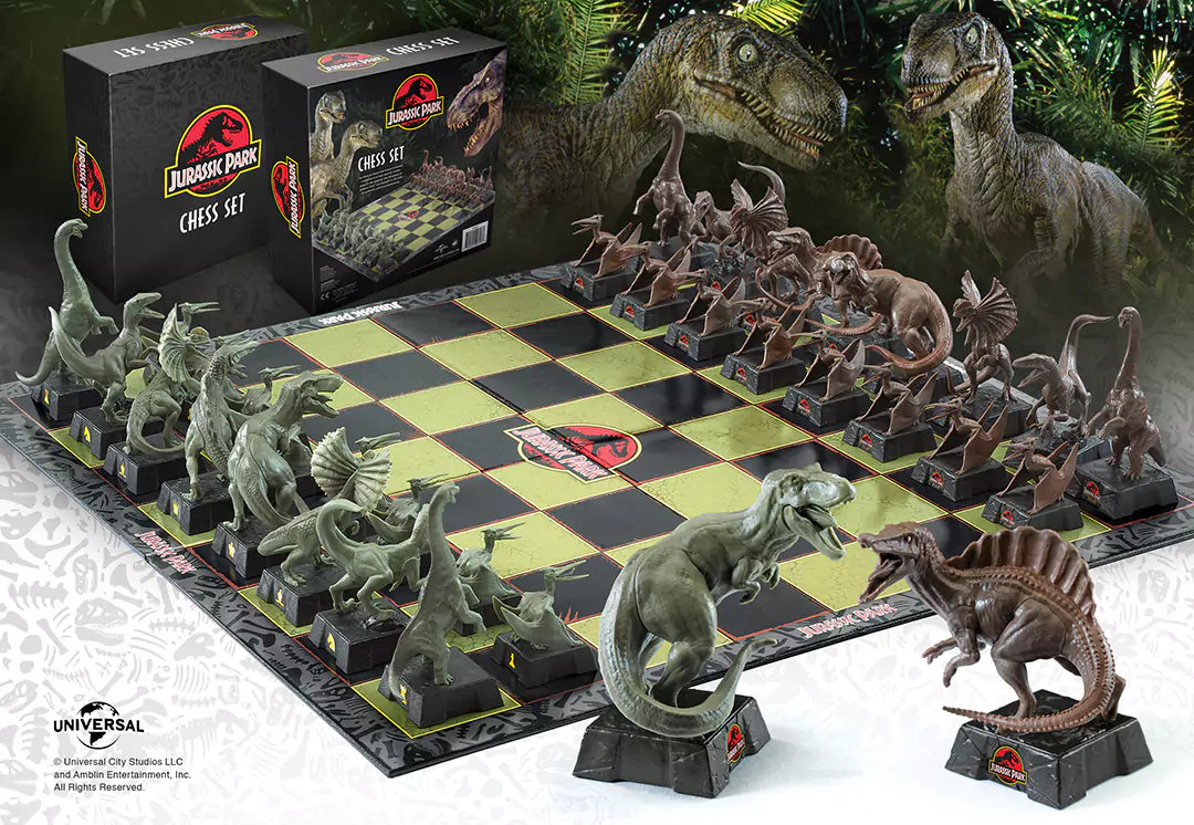 Jurassic Park The Noble Collection Chess Set